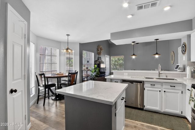 2333 E SOUTHERN Avenue 2047, Tempe, AZ 85282