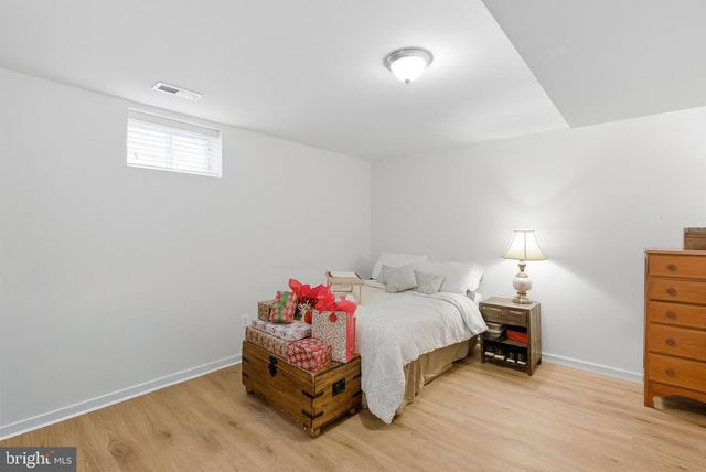 290 LOOKOUT MOUNTAIN CT, Harpers Ferry, WV 25425