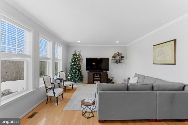 290 LOOKOUT MOUNTAIN CT, Harpers Ferry, WV 25425