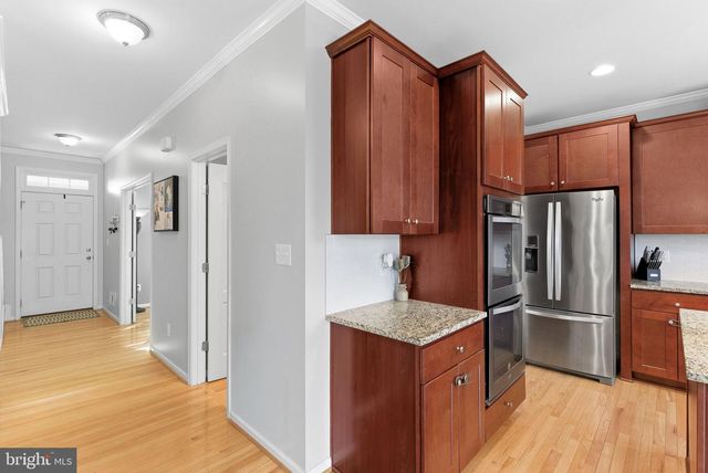 290 LOOKOUT MOUNTAIN CT, Harpers Ferry, WV 25425