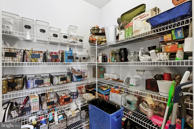 290 LOOKOUT MOUNTAIN CT, Harpers Ferry, WV 25425