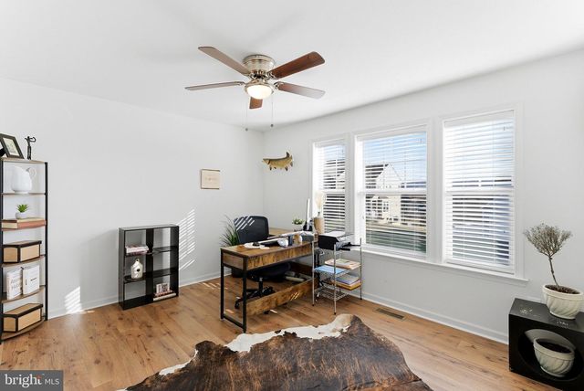 290 LOOKOUT MOUNTAIN CT, Harpers Ferry, WV 25425