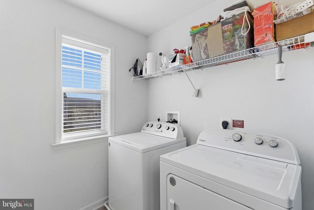 290 LOOKOUT MOUNTAIN CT, Harpers Ferry, WV 25425