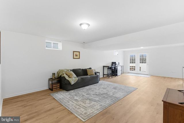 290 LOOKOUT MOUNTAIN CT, Harpers Ferry, WV 25425