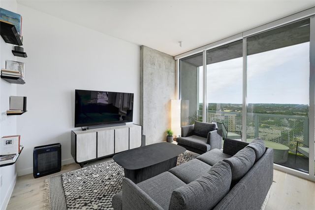 301 West Ave 2201, Austin, TX 78701