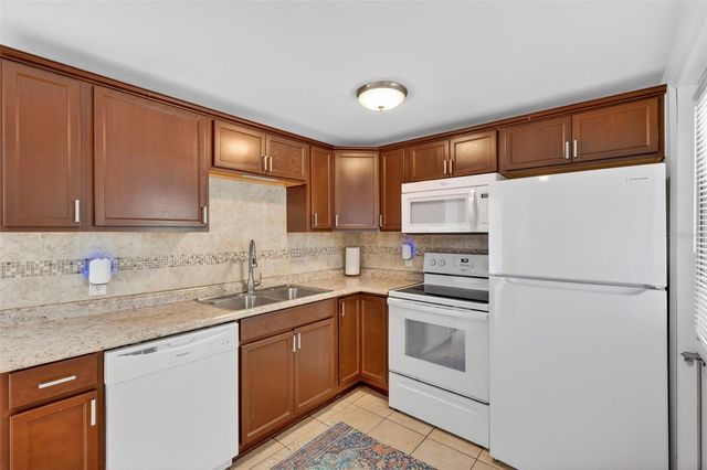 10246 117TH DRIVE, Largo, FL 33773