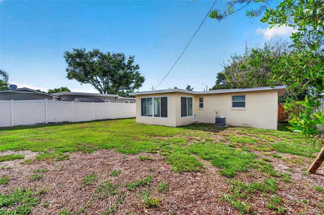10246 117TH DRIVE, Largo, FL 33773