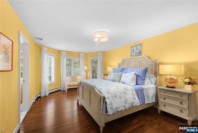 309 Waterview Drive, Franklin Lakes, NJ 07417