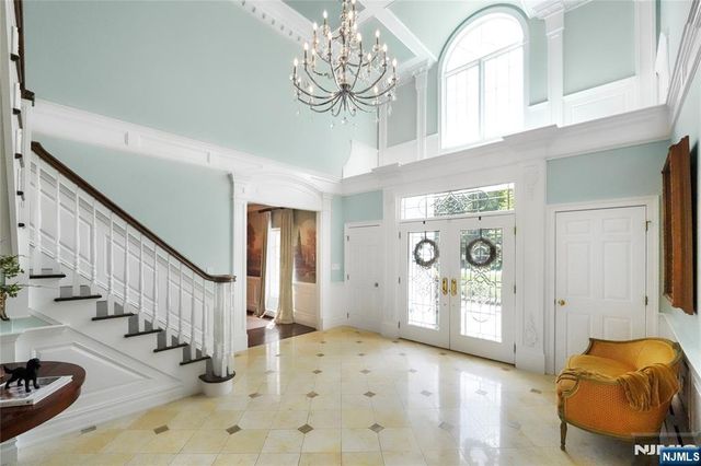 309 Waterview Drive, Franklin Lakes, NJ 07417