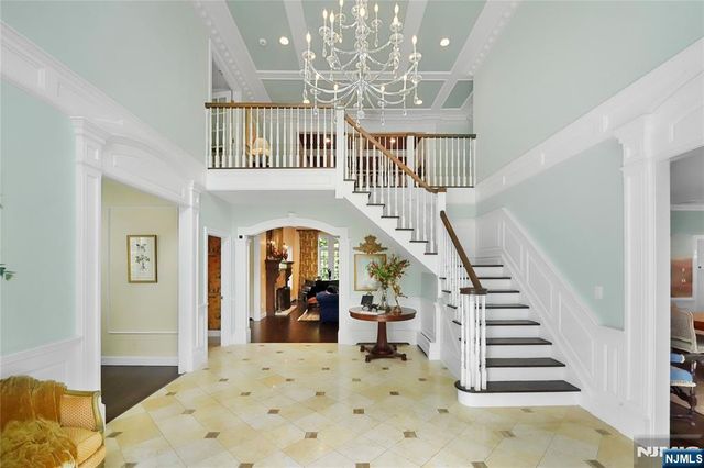 309 Waterview Drive, Franklin Lakes, NJ 07417