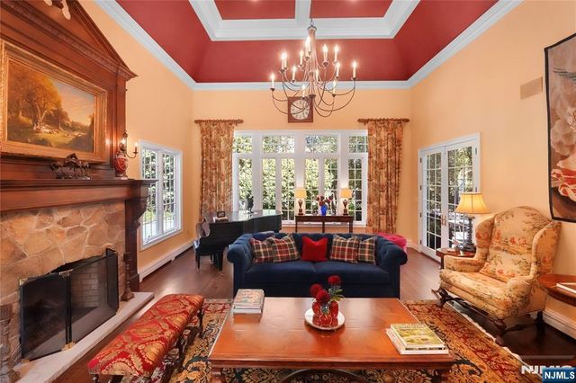 309 Waterview Drive, Franklin Lakes, NJ 07417