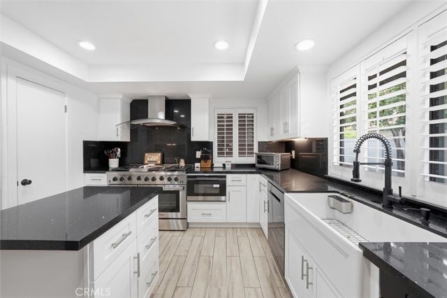 4801 Gloria Avenue, Encino, CA 91436