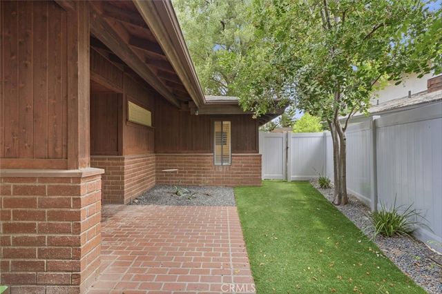 4801 Gloria Avenue, Encino, CA 91436