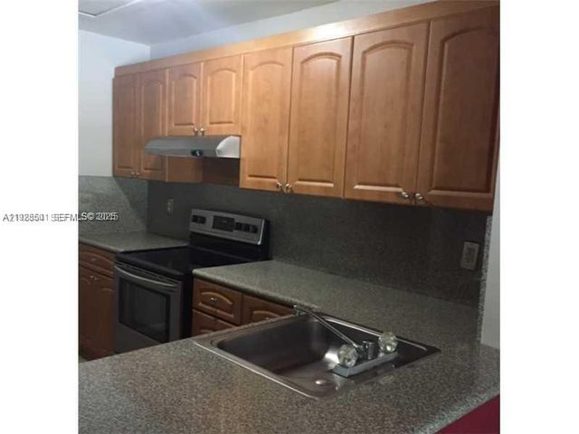 14851 SW 104th St 11-22, Miami, FL 33196