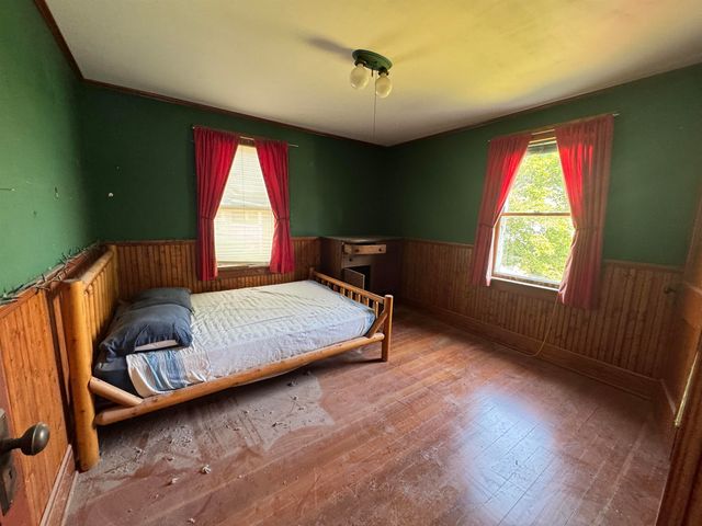 28 Ward Street, Burlington, VT 05401