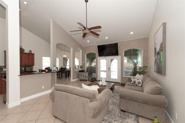 1914 Lakeside Crossing, Katy, TX 77494
