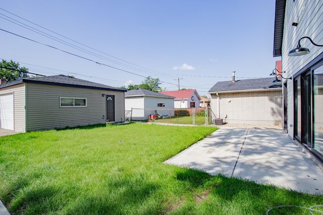7301 W Pensacola Avenue, Norridge, IL 60706