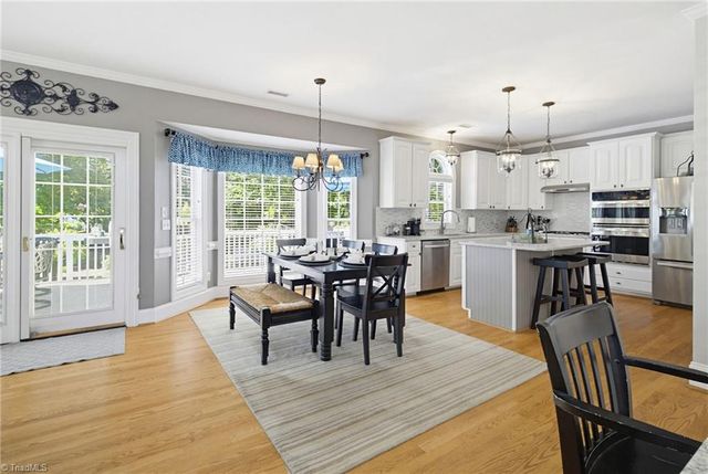 212 Oakmont Park Court, Kernersville, NC 27284