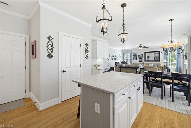 212 Oakmont Park Court, Kernersville, NC 27284