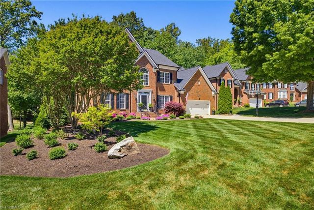 212 Oakmont Park Court, Kernersville, NC 27284