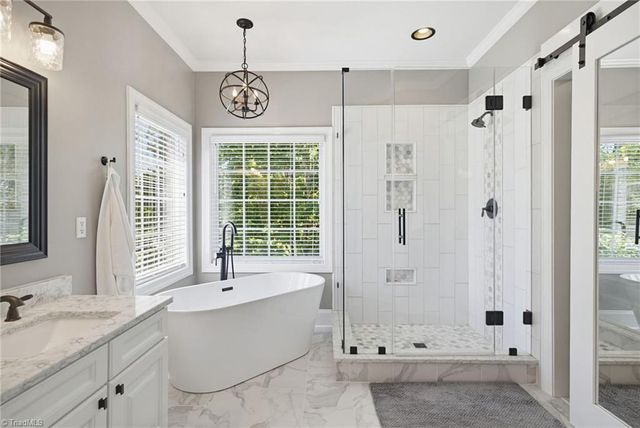 212 Oakmont Park Court, Kernersville, NC 27284