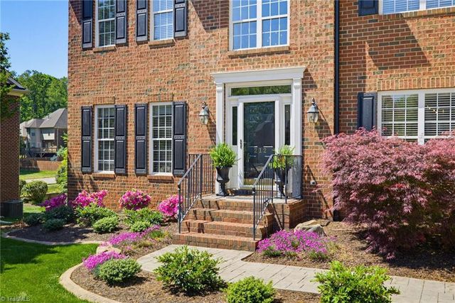 212 Oakmont Park Court, Kernersville, NC 27284
