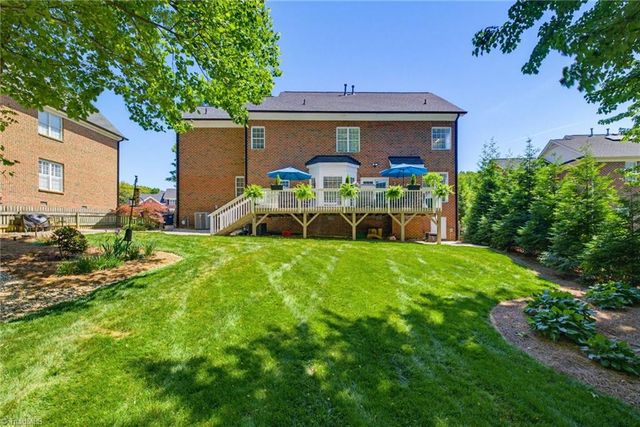 212 Oakmont Park Court, Kernersville, NC 27284