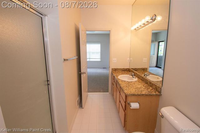 25564 Portico Lane 84, Novi, MI 48375