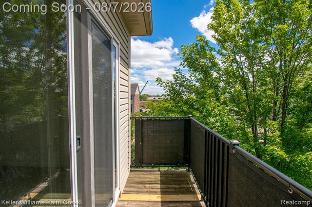 25564 Portico Lane 84, Novi, MI 48375