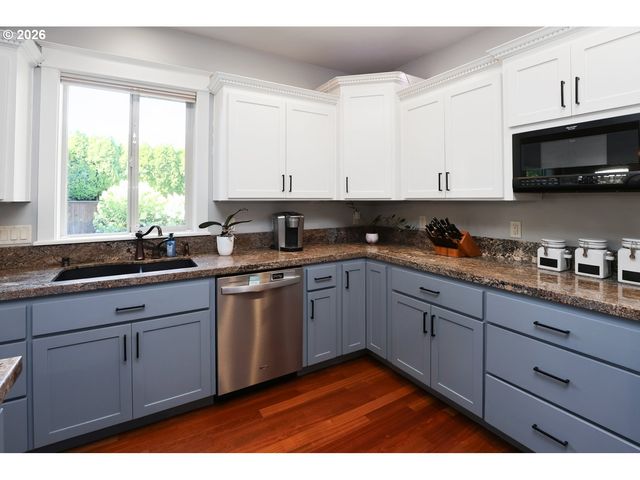 347 LAZY Ave, Eugene, OR 97404