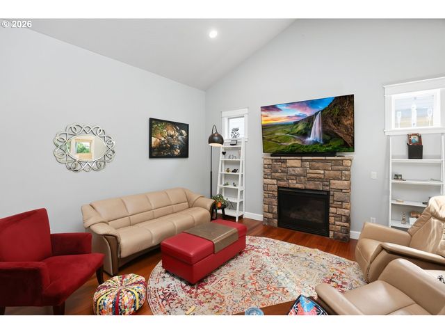 347 LAZY Ave, Eugene, OR 97404
