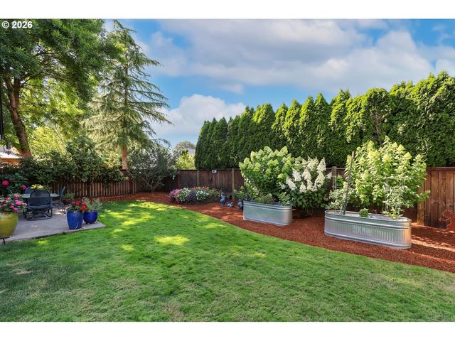 347 LAZY Ave, Eugene, OR 97404