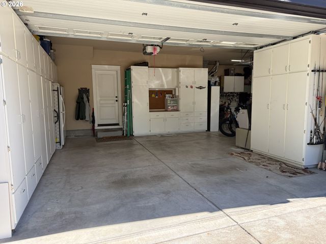 347 LAZY Ave, Eugene, OR 97404