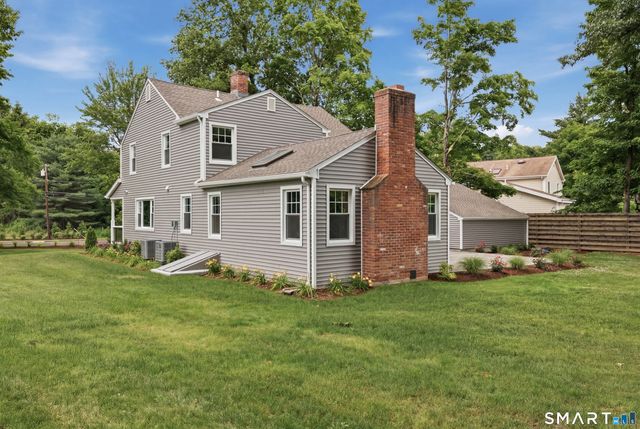 920 Mountain Road, Bloomfield, CT 06002