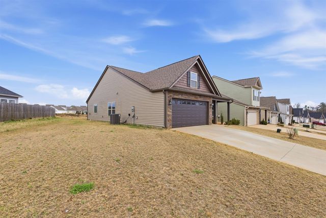 1161 Wanley Way, Boiling Springs, SC 29316