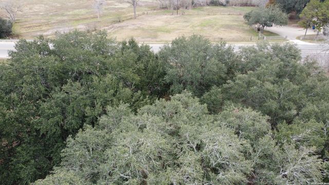 604 Elm Street, Floresville, TX 78114