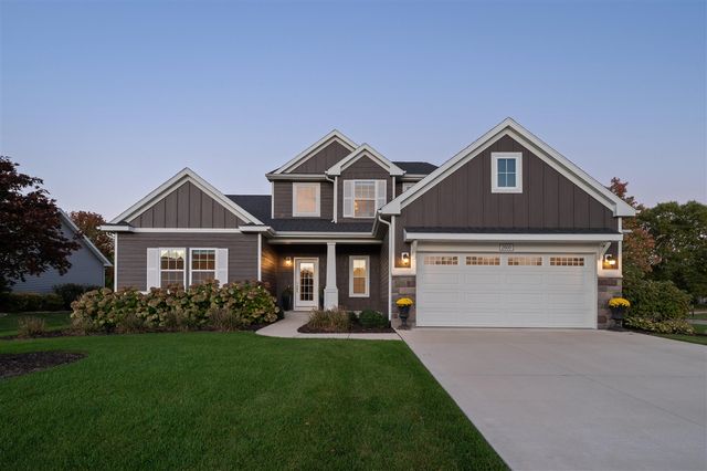 2600 Bell Circle, Stevensville, MI 49127