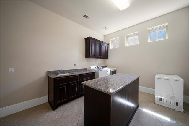 5014 Harvest Chase Lane, Sugar Land, TX 77479