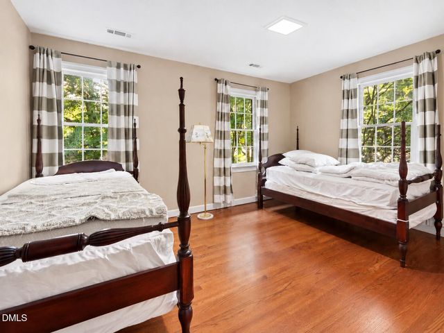 4609 Fernham Place, Raleigh, NC 27612