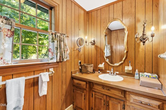 4609 Fernham Place, Raleigh, NC 27612