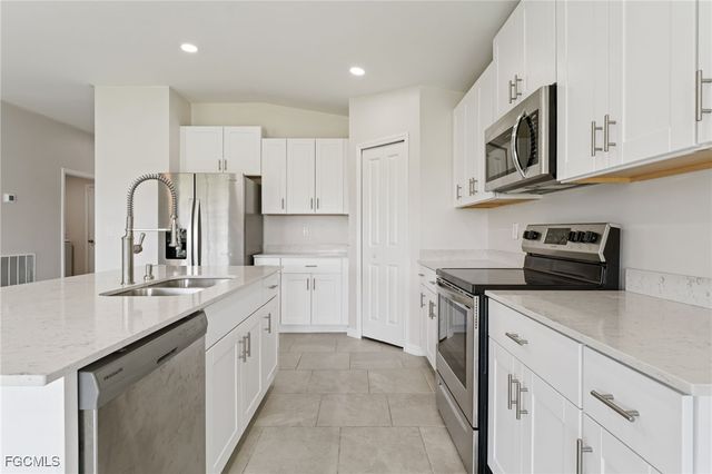 4012 Villa Doria CT, North Fort Myers, FL 33917