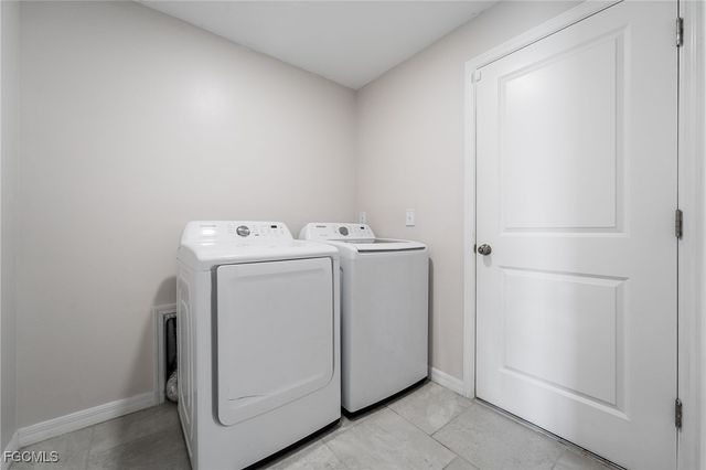 4012 Villa Doria CT, North Fort Myers, FL 33917