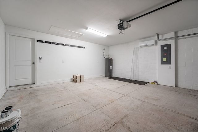 4012 Villa Doria CT, North Fort Myers, FL 33917
