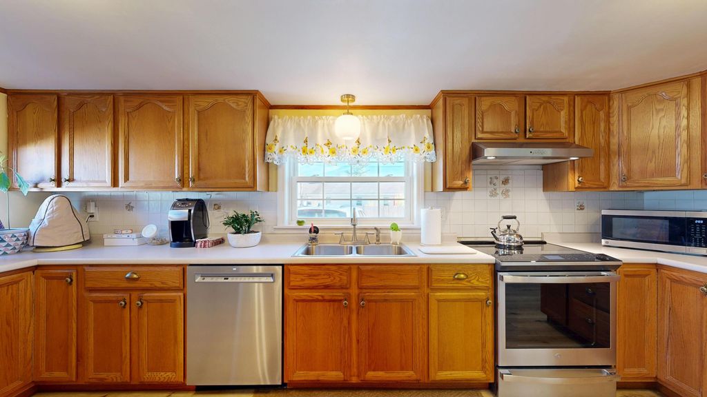 10 Ocean Park Road 7, Old Orchard Beach, ME 04064 — photo 4