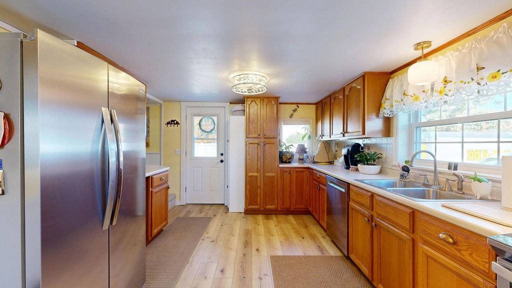 10 Ocean Park Road 7, Old Orchard Beach, ME 04064 — photo 5