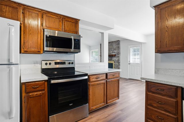 6464 High Lawn Terrace, Watauga, TX 76148