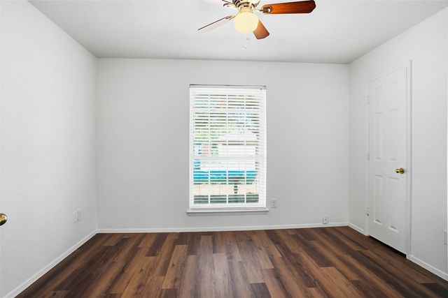 6464 High Lawn Terrace, Watauga, TX 76148