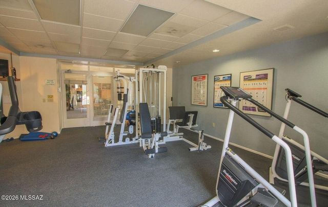 101 S Players Club Dr Apt 3202, Tucson, AZ 85745