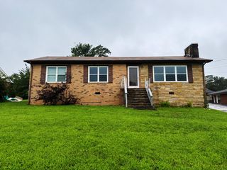 805 Woodland Drive, Rossville, GA 30741