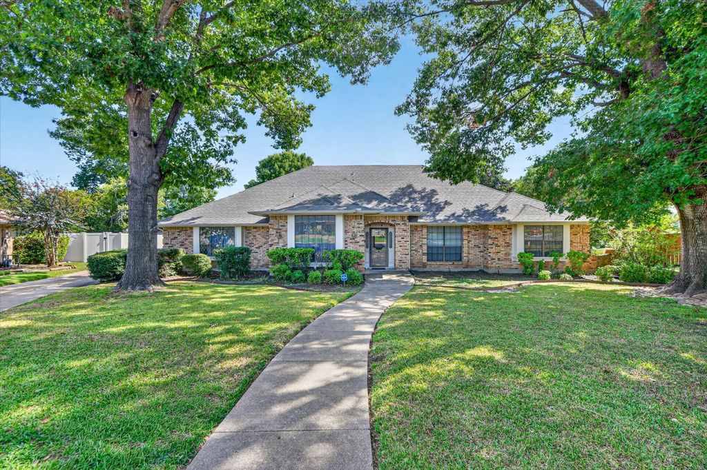 1430 Marlene Place, Desoto, TX 75115 — exterior
